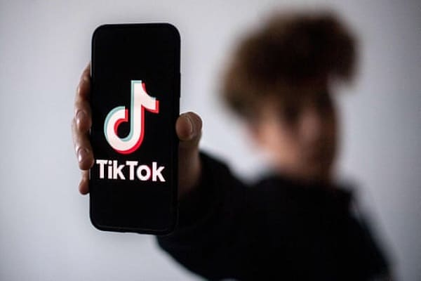 Hướng dẫn cách chèn nhạc quảng cáo Tiktok: Cách tạo viral kích thích người xem