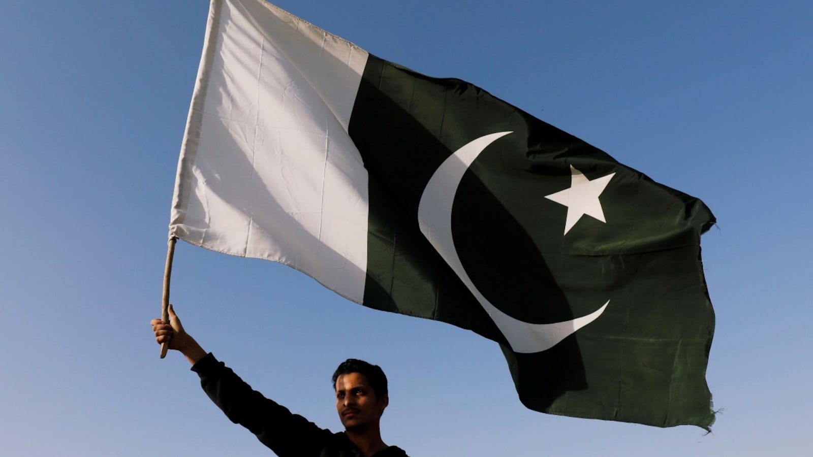 Pakistan-flag.jpg